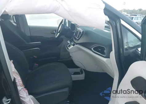 2023 Chrysler Voyager Lx z USA, uszkodzony, nr VIN 2C4RC1CG0PR529817